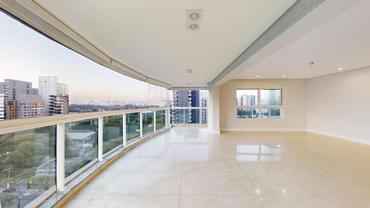 Apartamento —