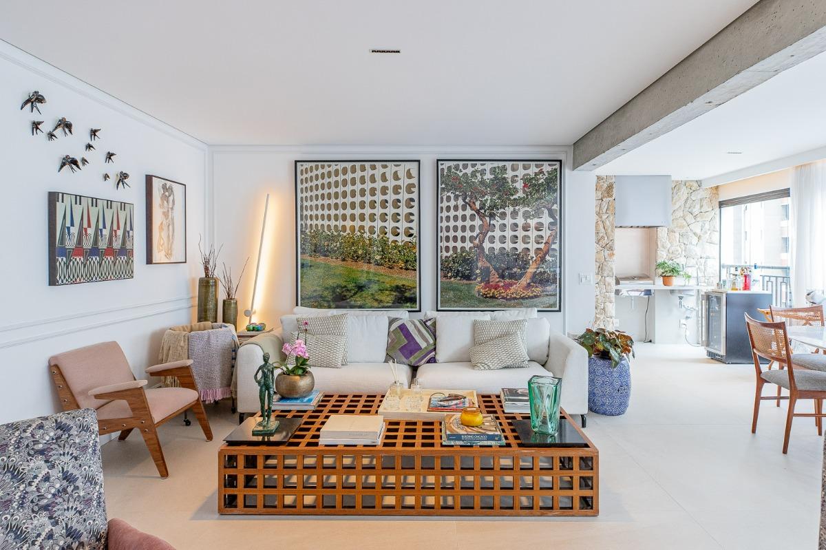 Apartamento —