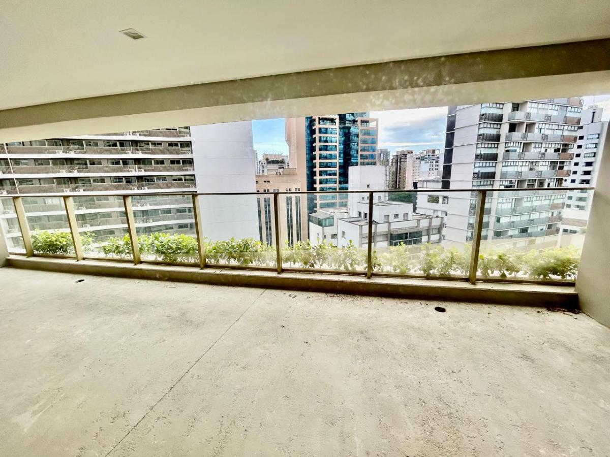 Apartamento —
