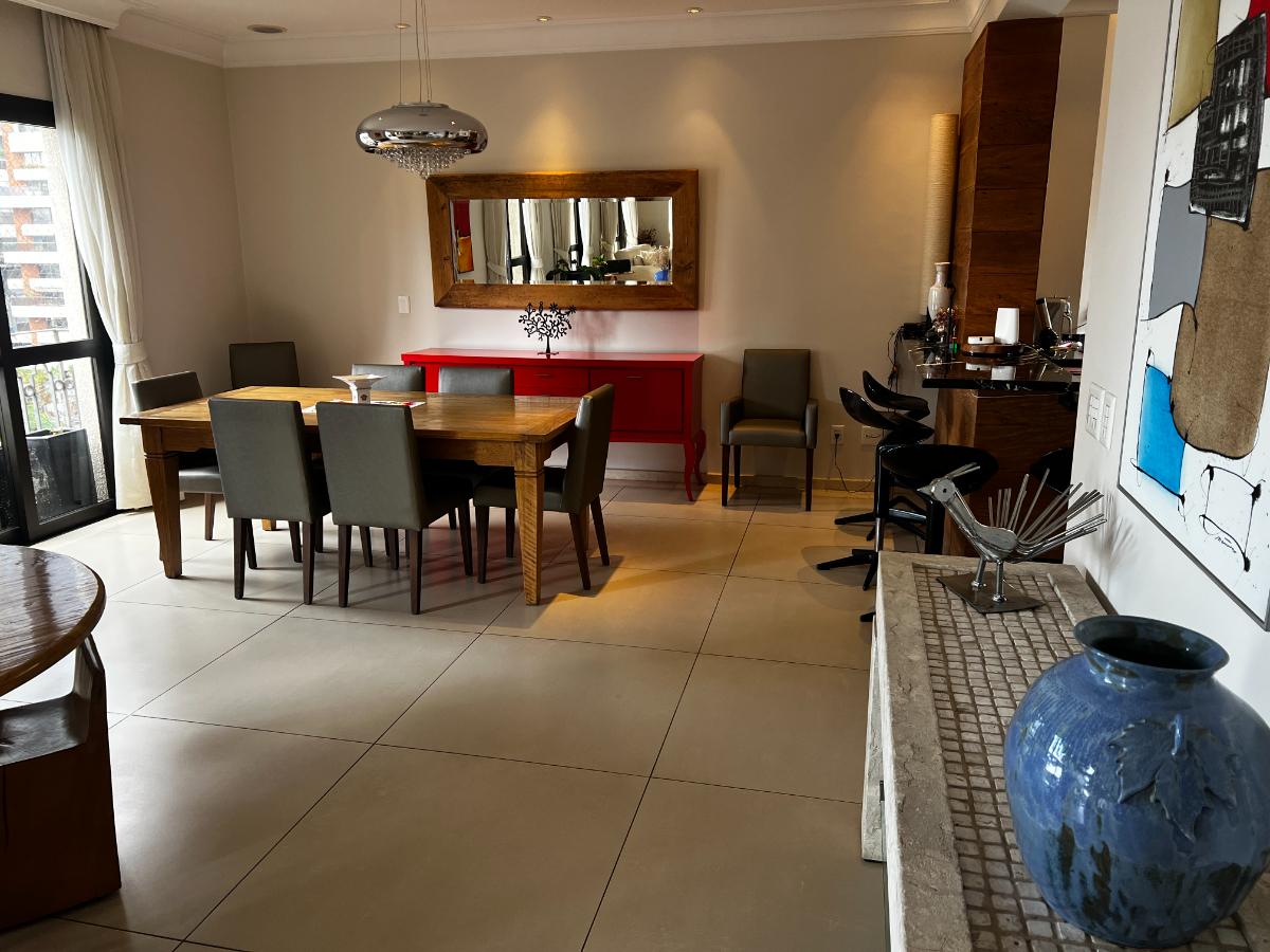 Apartamento —