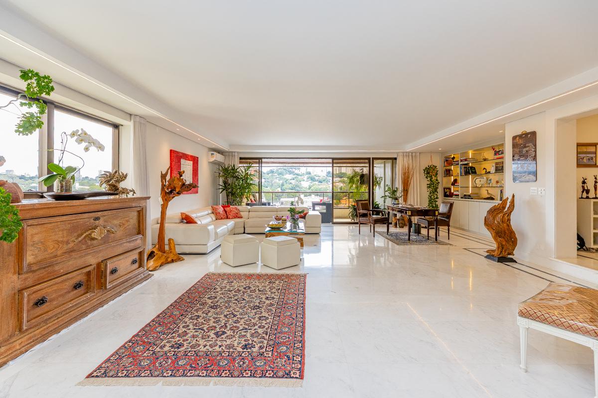 Apartamento —