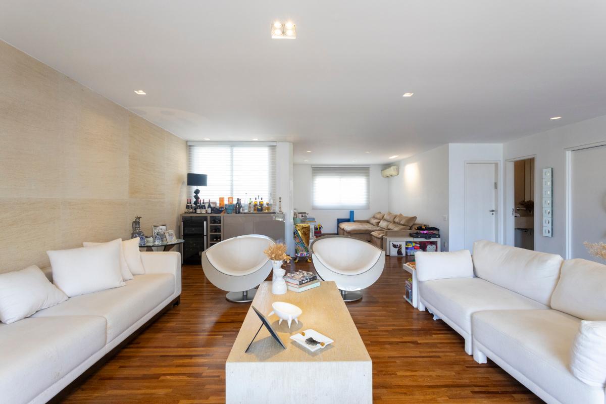 Apartamento —