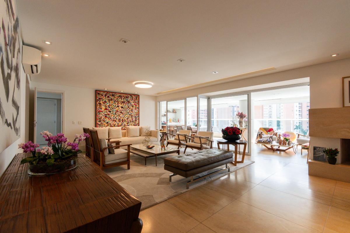 Apartamento —