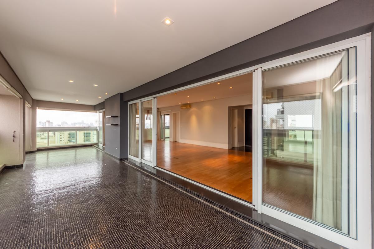 Apartamento —