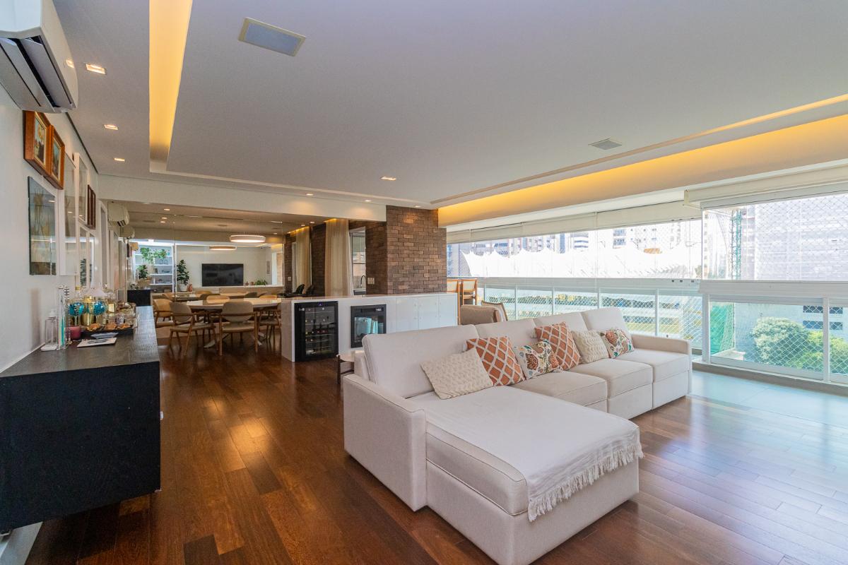 Apartamento —