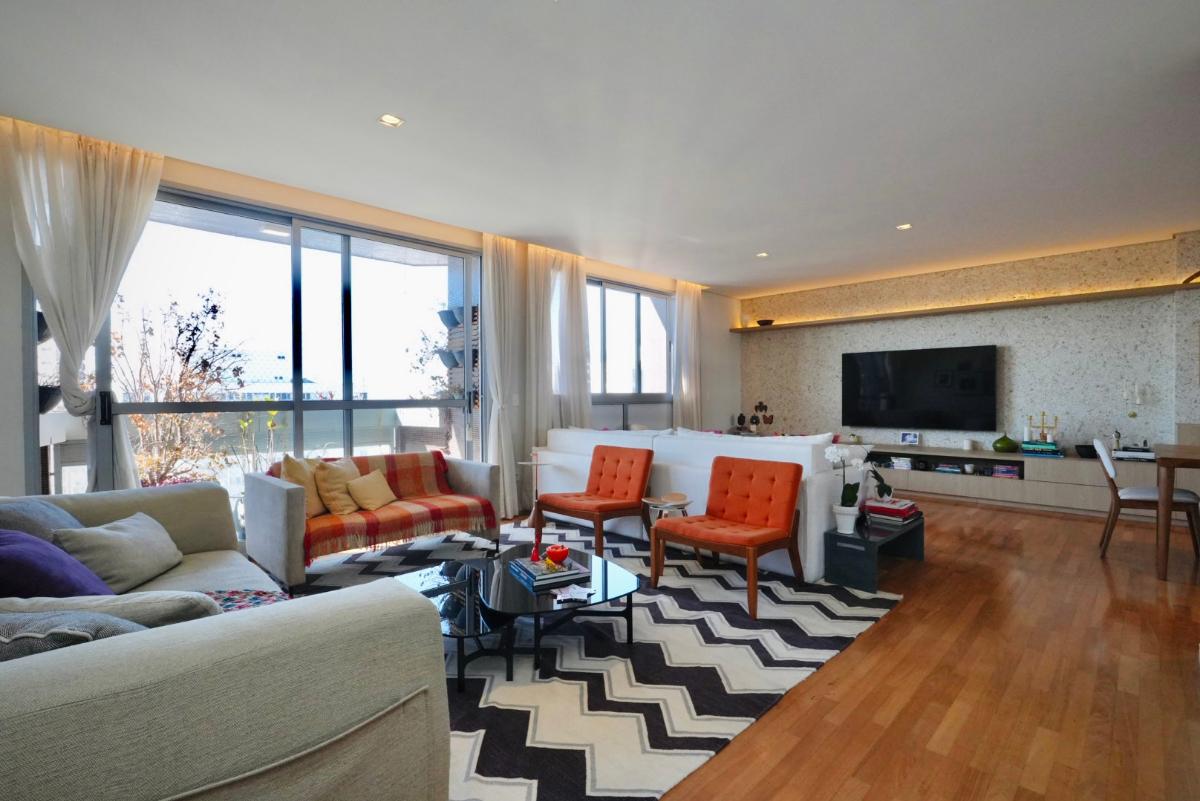 Apartamento —