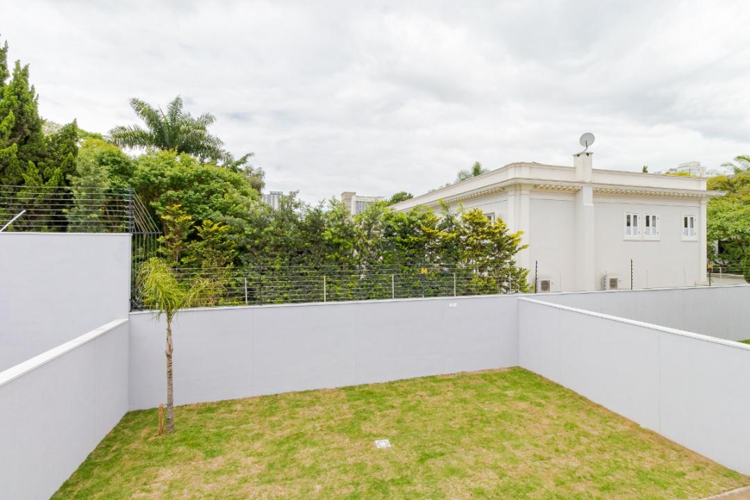 Casa em Condomínio em São Paulo 2